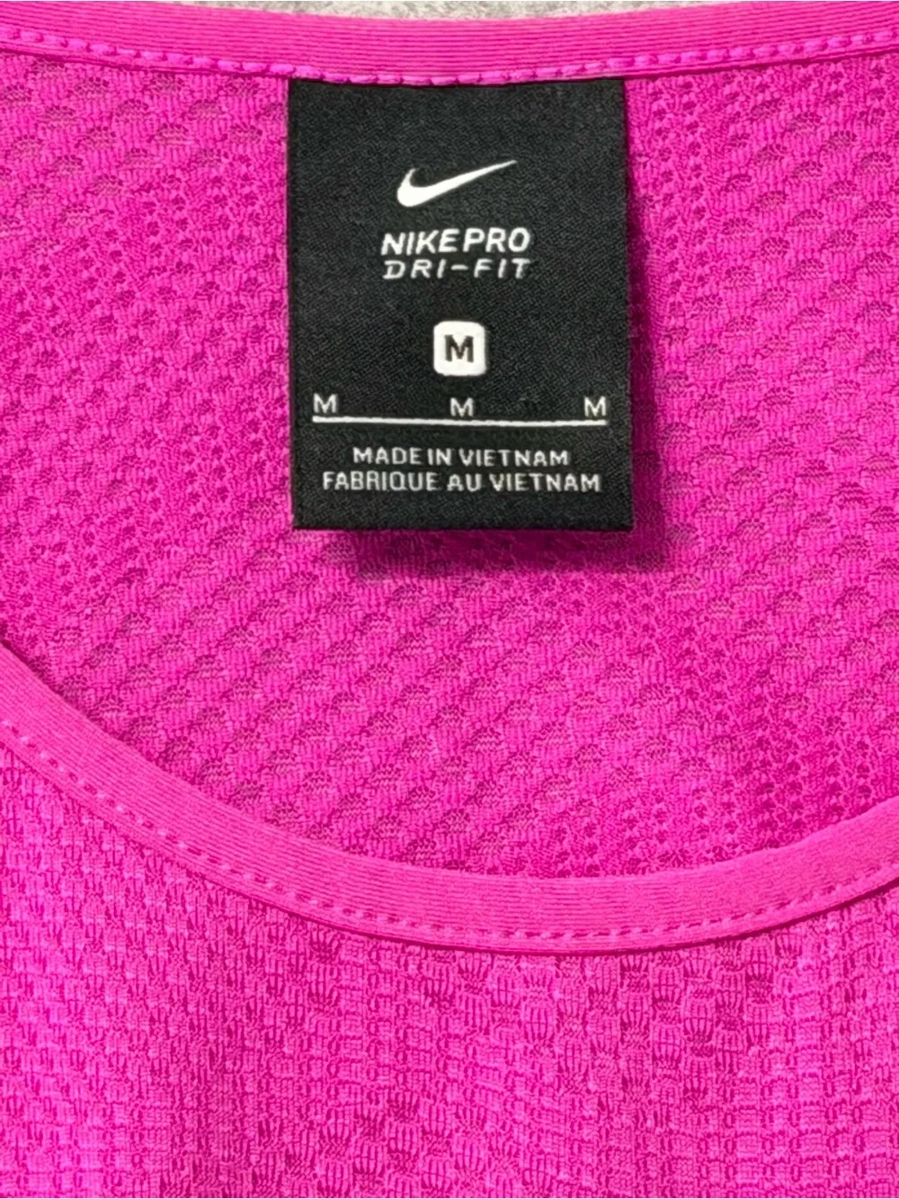 Nike Pro Women’s M Dri-FIT Crop Top Training Shirt Mesh Pink CJ4185-601